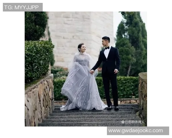 国足球星携手爱侣在三亚举行浪漫婚礼 见证幸福时刻