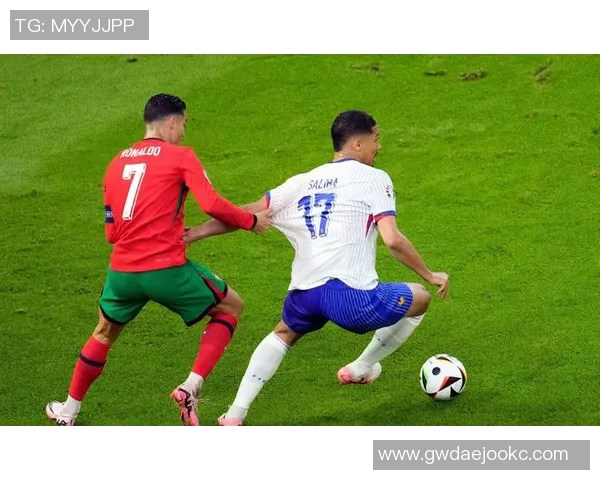 罗查领衔新一代足球风潮 如何塑造传奇球星的成长之路 罗查领衔新一代足球风潮 如何塑造传奇球星的成长之路