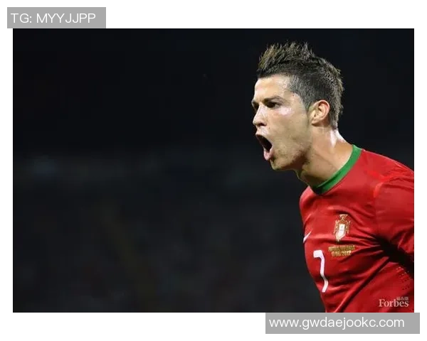 足球巨星亲笔签名物料珍藏揭秘粉丝追捧的独家荣耀见证