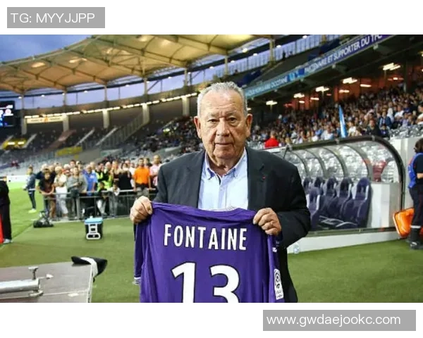 法国足球历史上五大传奇球星盘点及其成就解析 法国足球历史上五大传奇球星盘点及其成就解析